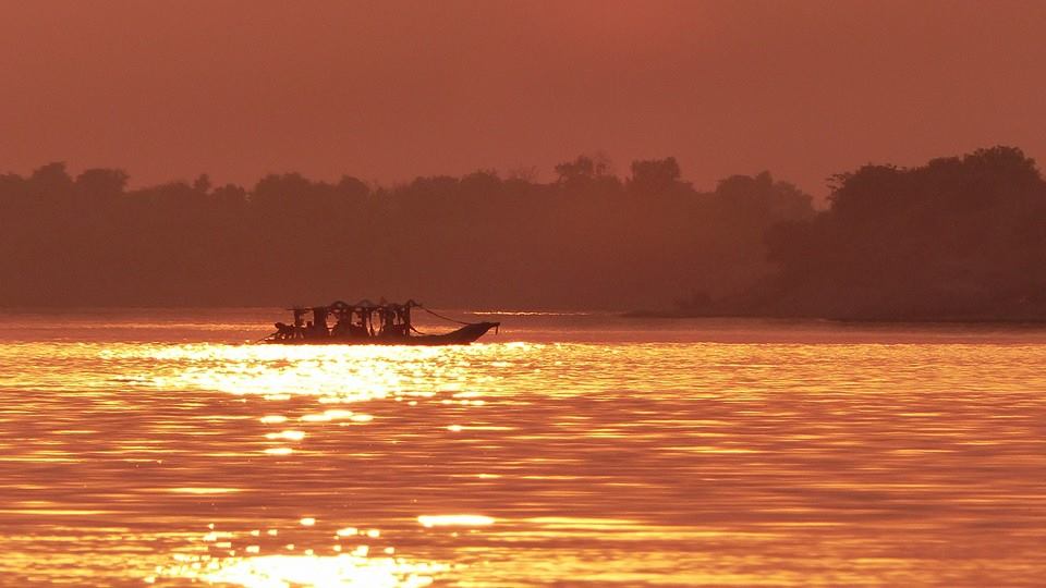 Cruising the holy waters of the Hooghly River